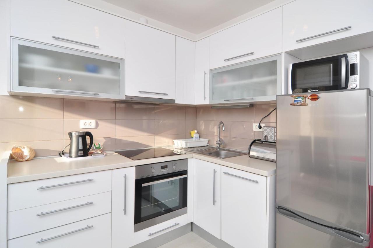 Full Equipped Flat Close To All สปลิท ภายนอก รูปภาพ