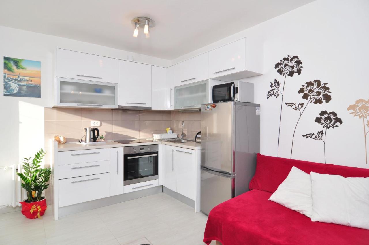 Full Equipped Flat Close To All สปลิท ภายนอก รูปภาพ